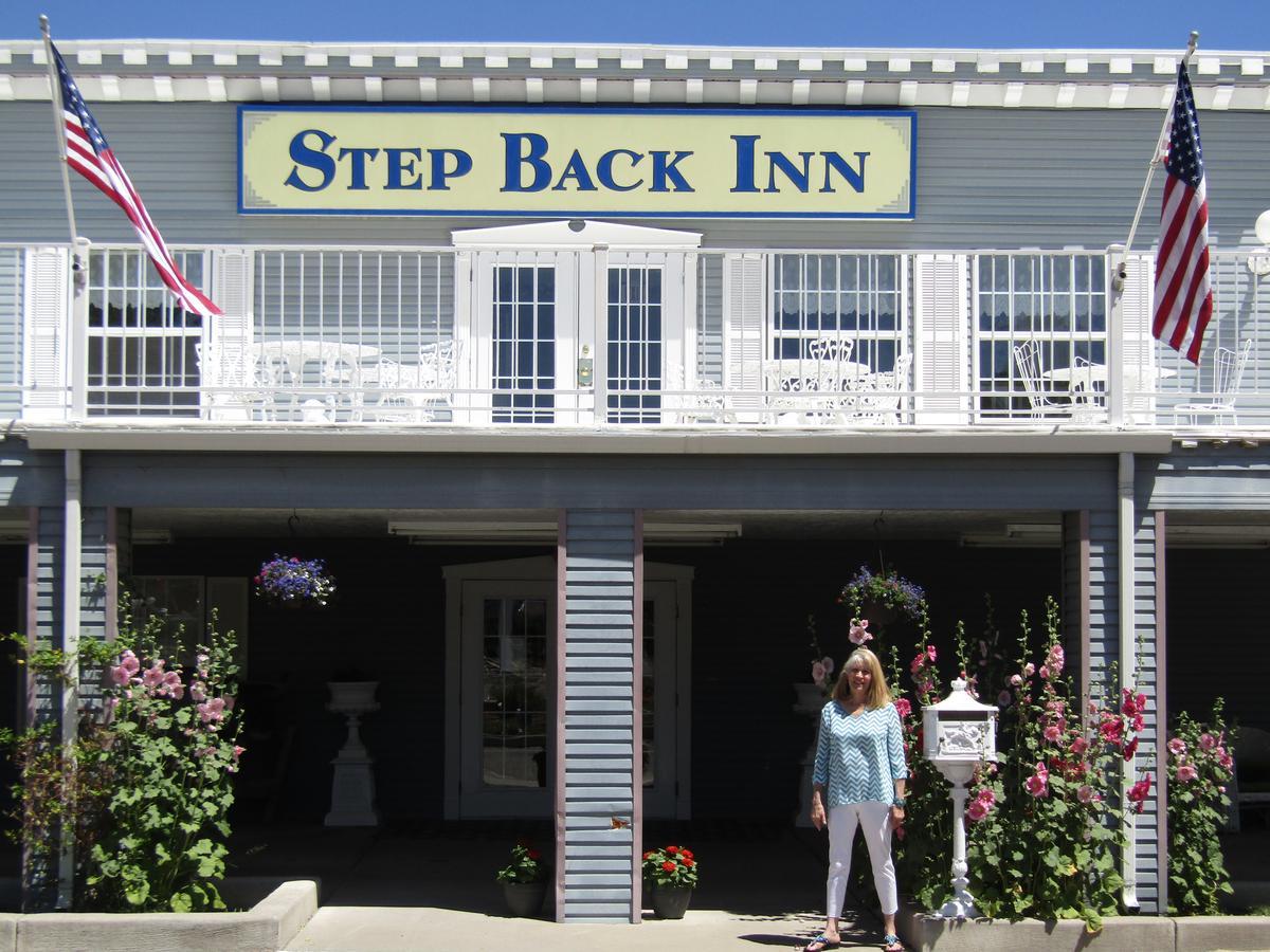 Step Back Inn Aztec Екстер'єр фото